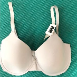 BNWT Gap T- shirt bra